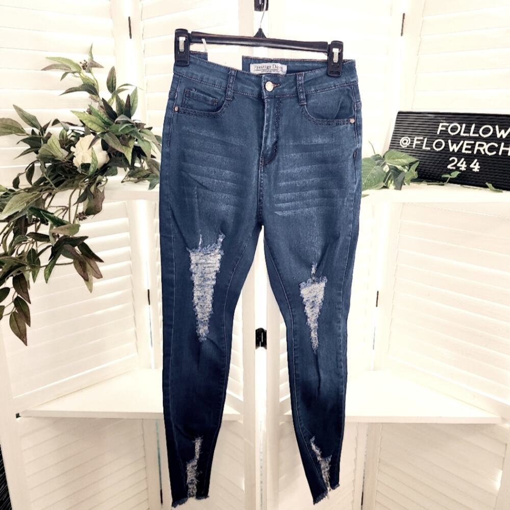 PRESTIGE DENIUM SIZE 5 DISTRESSED BLUE JEAN